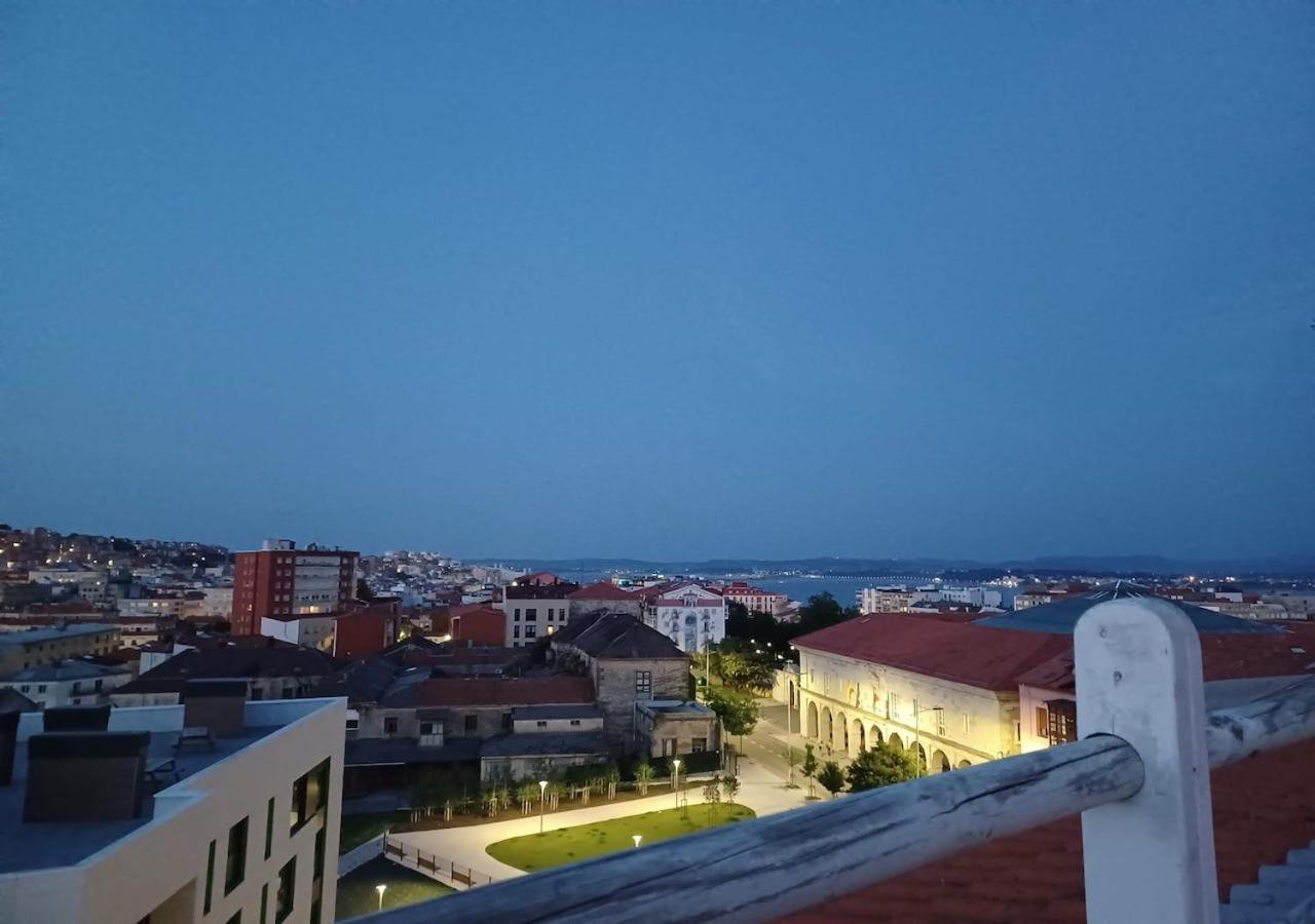 Habitaciones En El Atico De Tona Mirando A La Bahia De Santander Extérieur photo