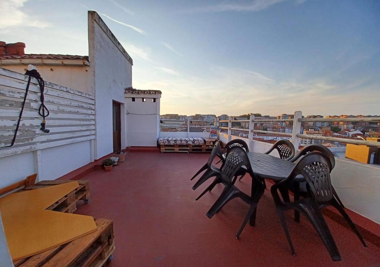 Habitaciones En El Atico De Tona Mirando A La Bahia De Santander Extérieur photo